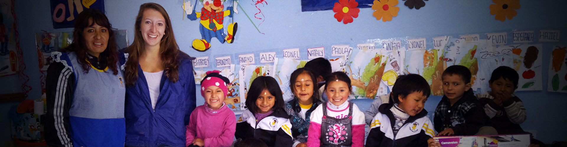Asistente de Maestra Voluntaria en Jardines Infantiles Cusco, Perú
