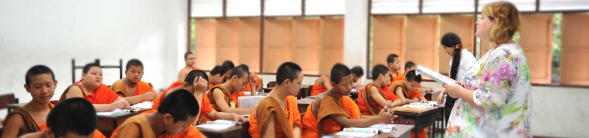 Freiwilliger Englischunterricht für Mönche in Chiang Mai Thailand