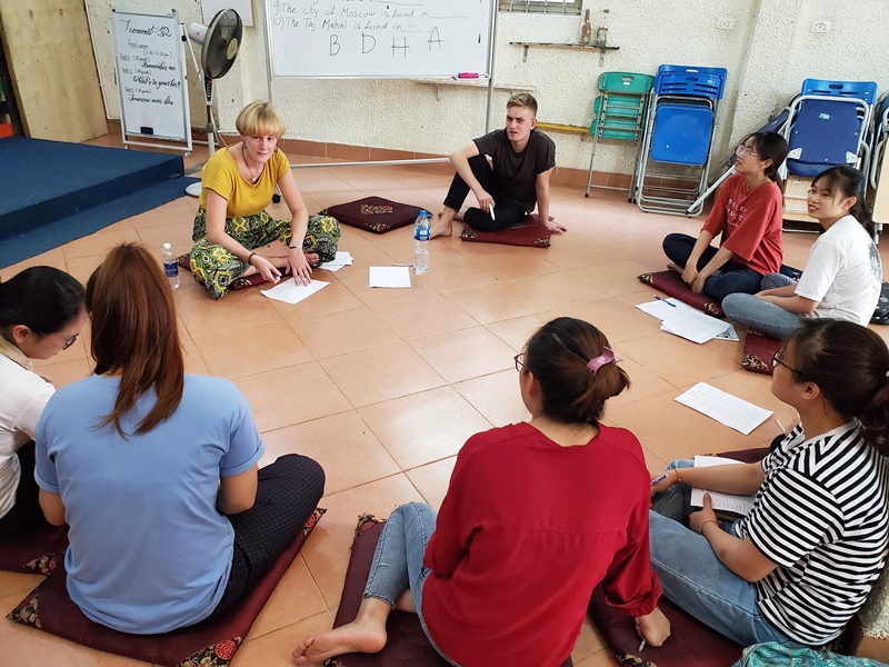 teaching in vietnam