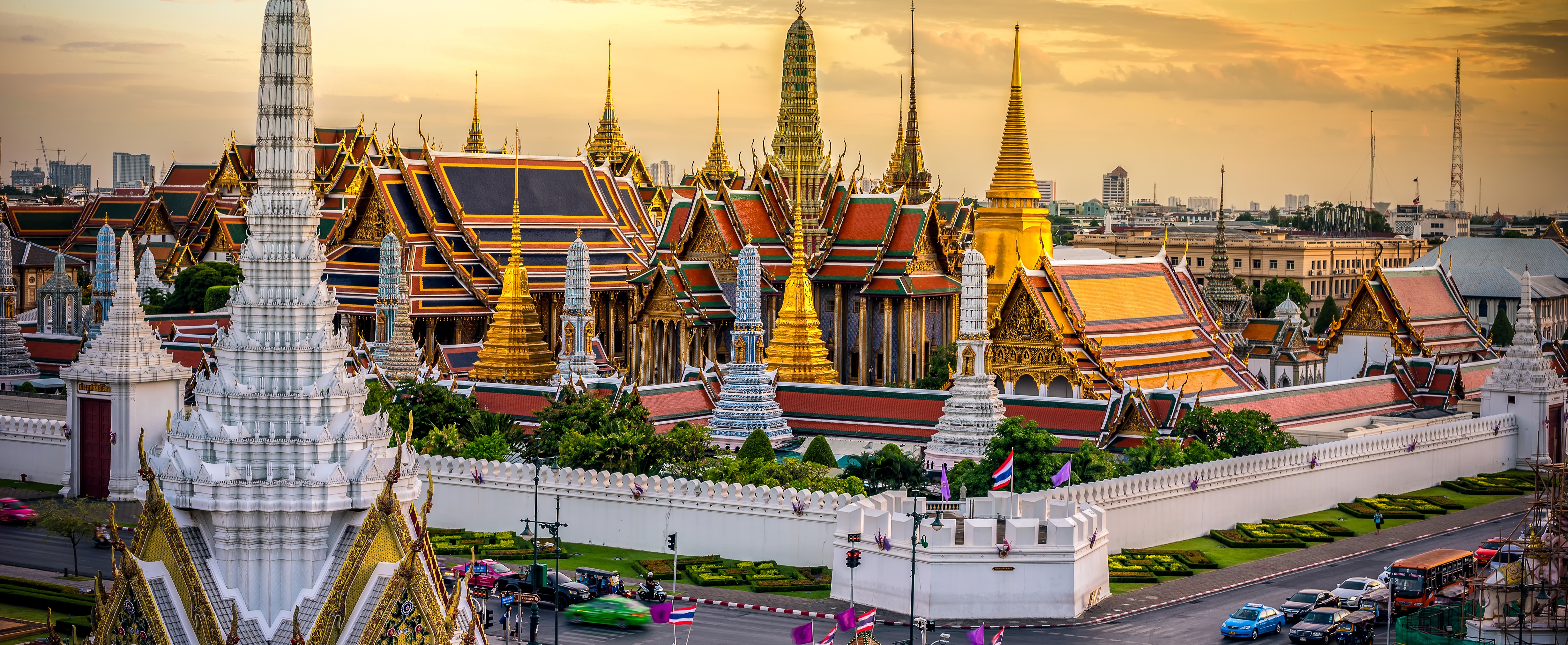 Volunteer Abroad in Thailand with Volunteering Solutions