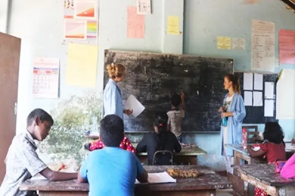 Voluntário no Programa de Ausbildung von Kindern no Sri Lanka