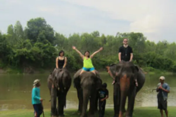 Conheça Julia Tzeng, Freiwillige in Thailand