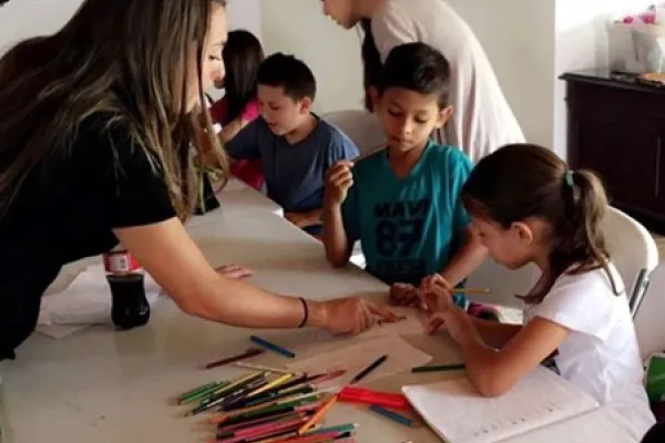 Volunteer Teaching English in Costa Rica 