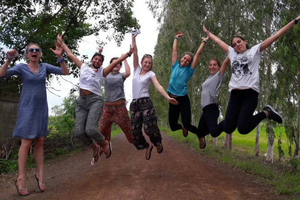 Everything You Need To Know About Under 18 Volunteer Abroad Programs Everything You Need To Know About Under 18 Volunteer Abroad Programs