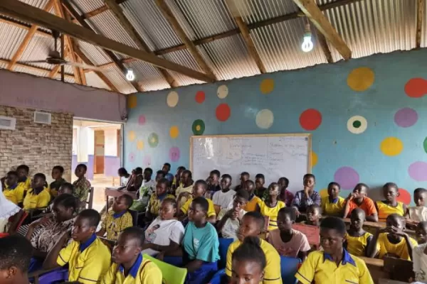 Girl Teaching Ghana - Ghana