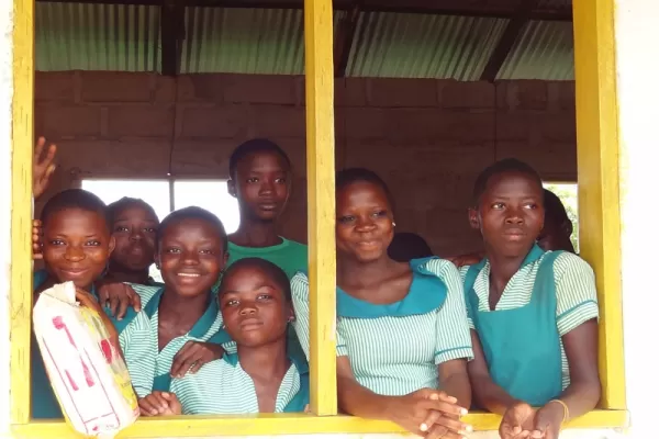 Girl Teaching Ghana - Ghana