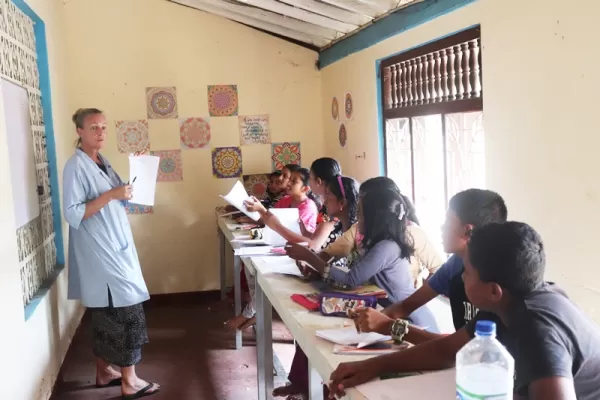 Children Teaching Project - Sri Lanka Children Teaching Project - Sri Lanka